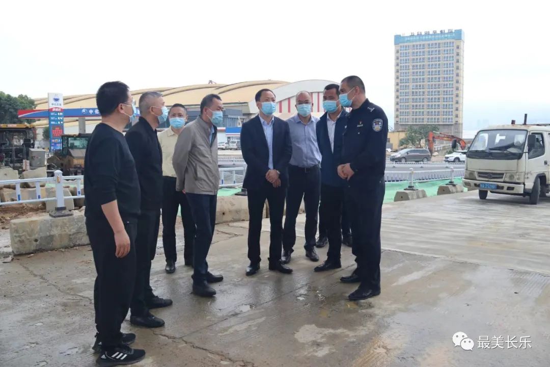 区领导督导检查“五一”期间疫情防控、安全生产和城市品质提升工作 区领导督导检查“五一”期间疫情防控、安全生产和城市品质提升工作