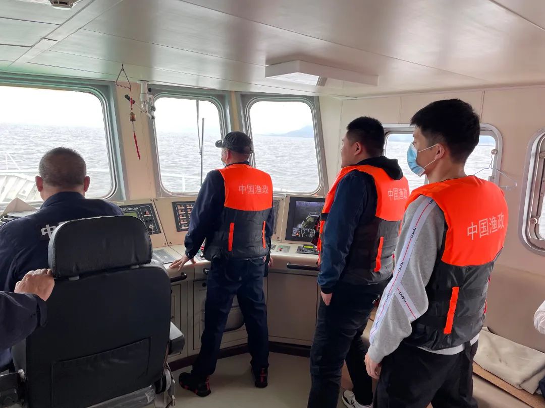 壮观!渔船回港“排排坐”,是因为…… 壮观!渔船回港“排排坐”,是因为……