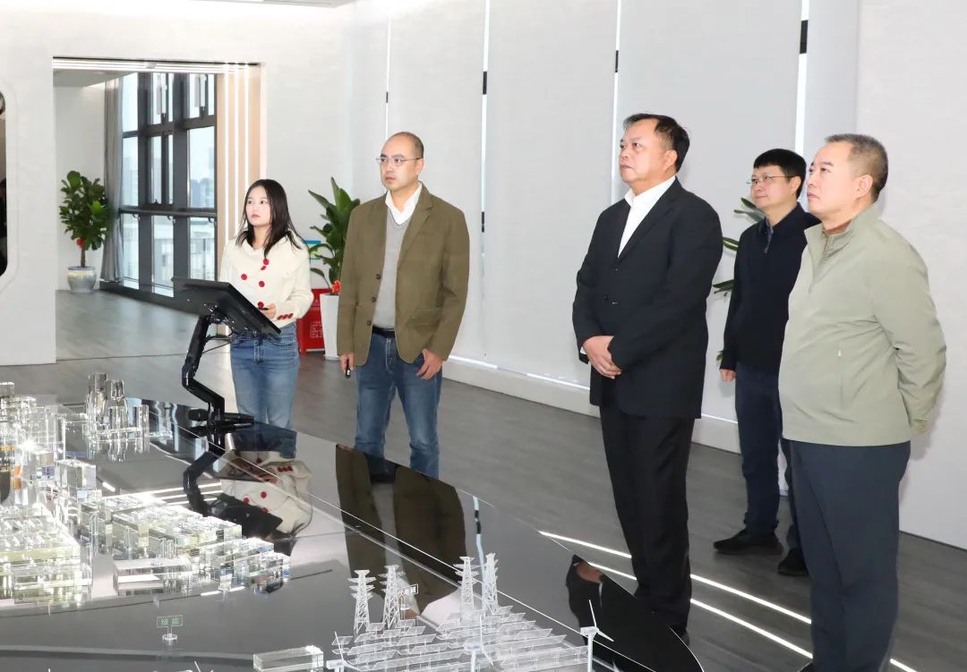 张帆赴新区企业宣讲习近平总书记在福建考察时的重要讲话精神并开展调研活动 张帆赴新区企业宣讲习近平总书记在福建考察时的重要讲话精神并开展调研活动