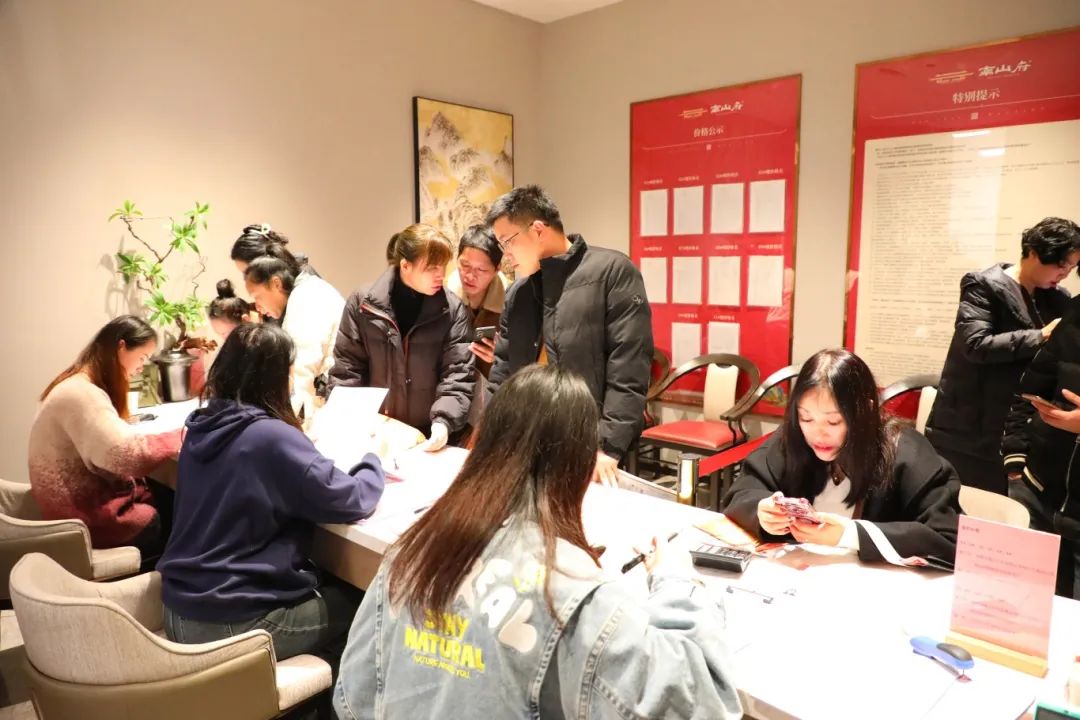 收房又领证!长乐这里的业主:“激动又高兴” 收房又领证!长乐这里的业主:“激动又高兴”