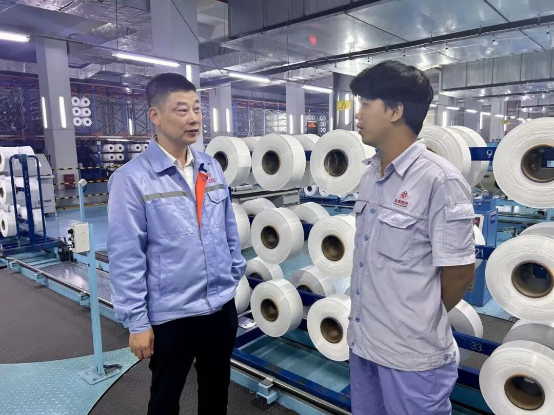 20余年扎根长乐，他从一线技术员到市劳模，丫霸！